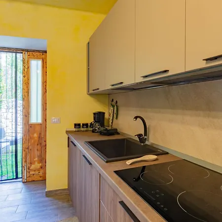 בית נופש Leonardo By Interhome Albonico